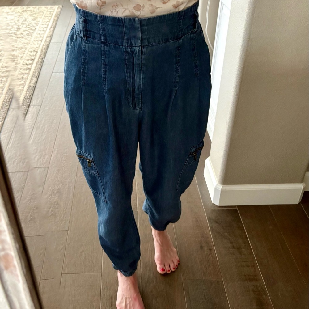 Express Jogger Blue Jeans with Cargo Pockets and Elastic Waist - gently used - Picture 4 of 7